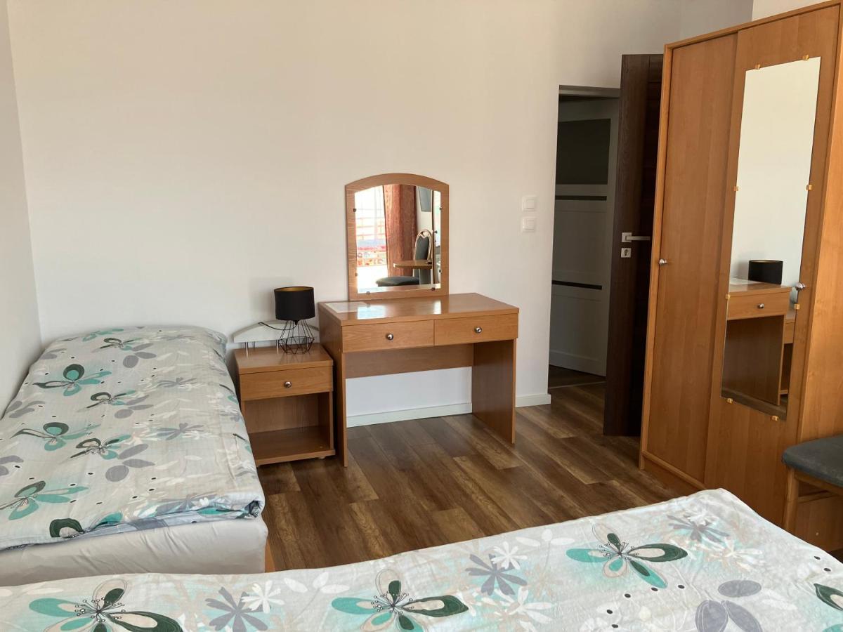 Agat Pokoje Goscinne Apartamenty Pobierowo Bagian luar foto